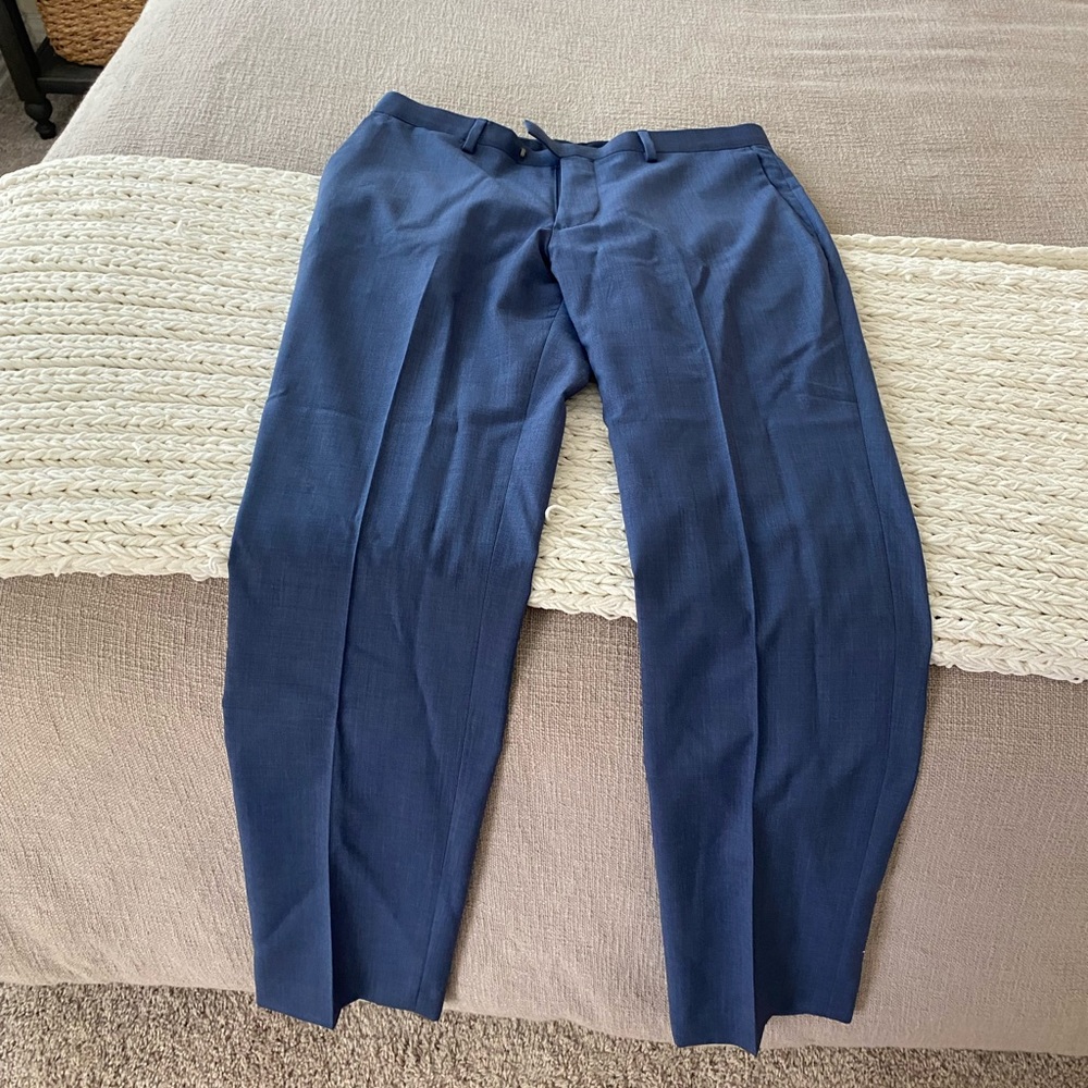 Banana Republic Men’s Guabello Slim Fit